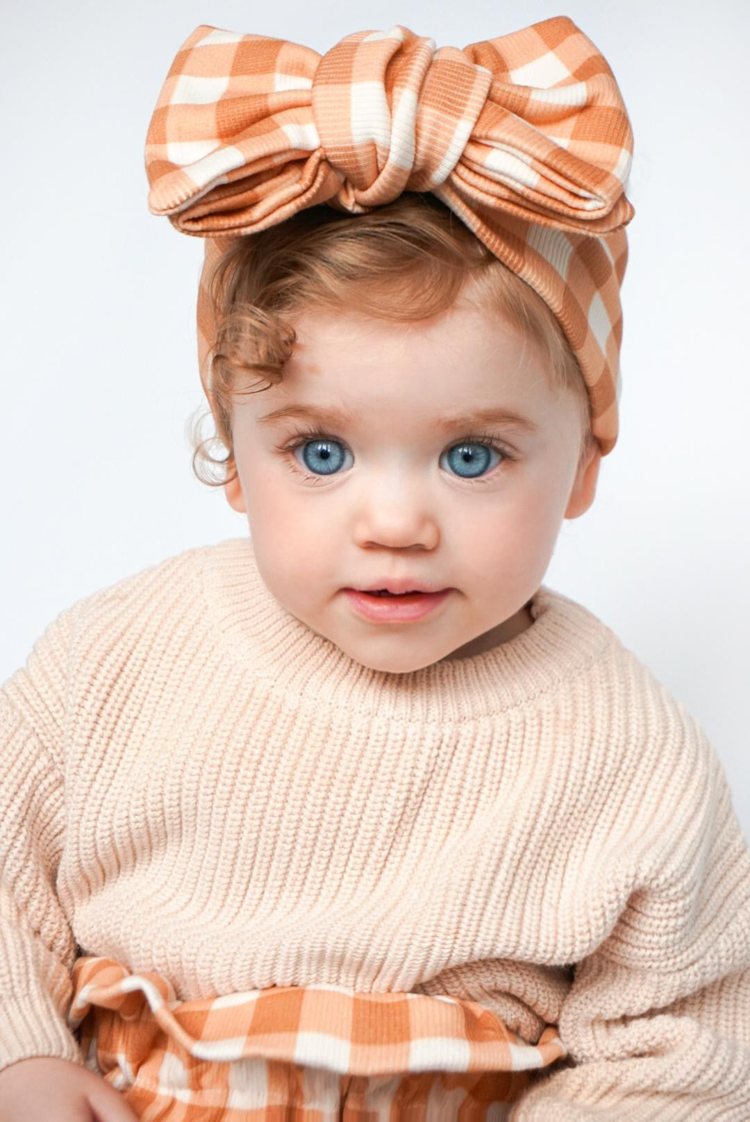 The gingham chunky top knot