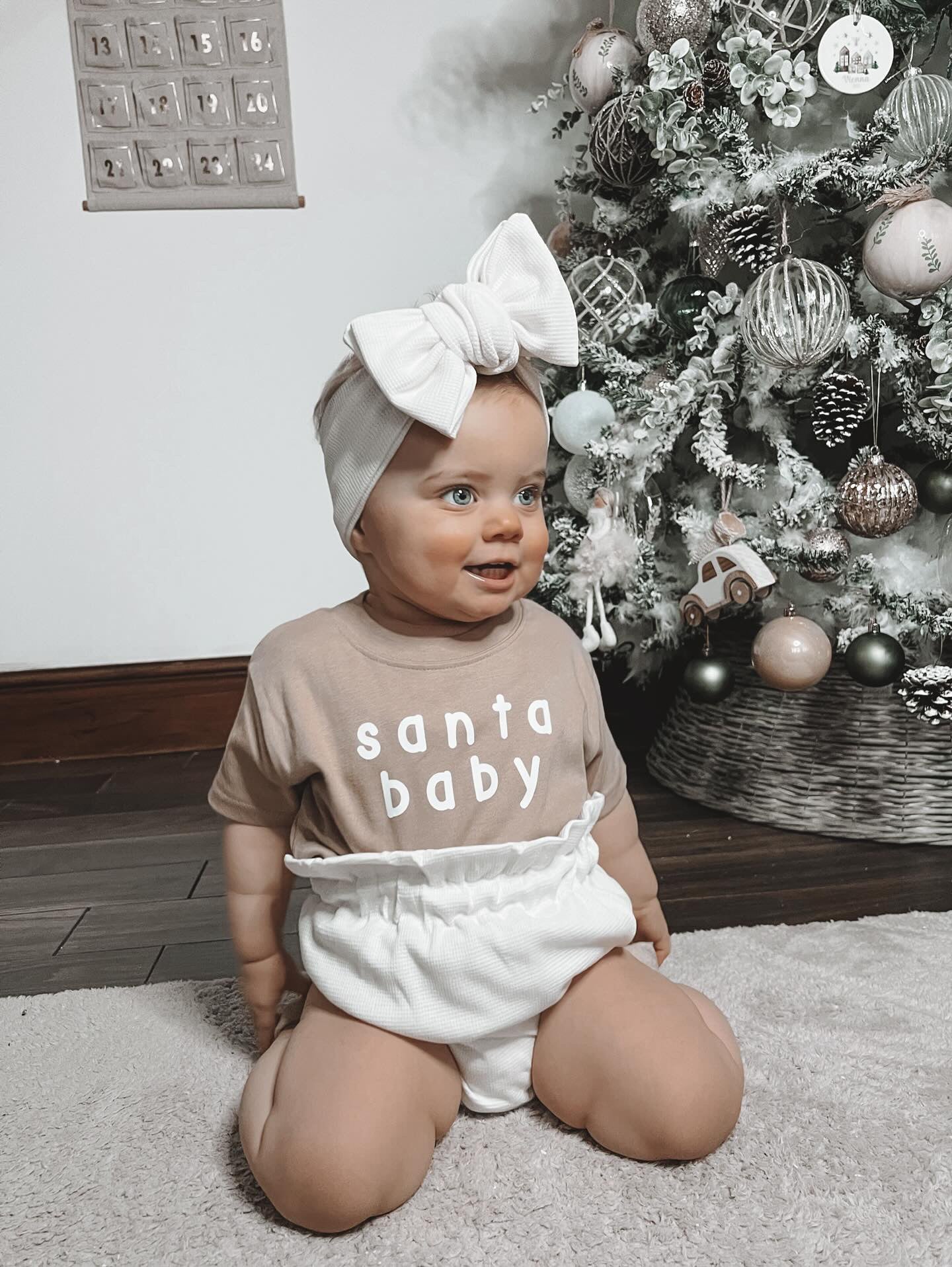 White Christmas Mylah chunky top knot
