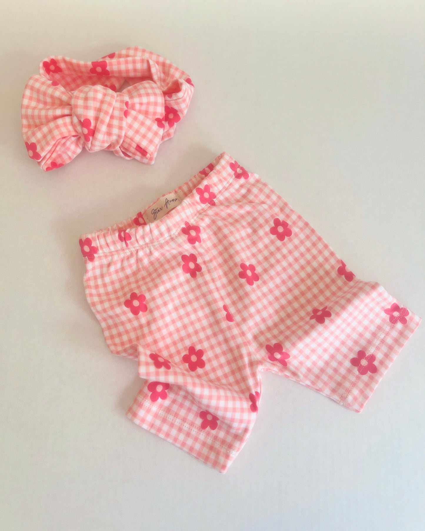 The Daisy cycling shorts and chunky top knot-sold as a set