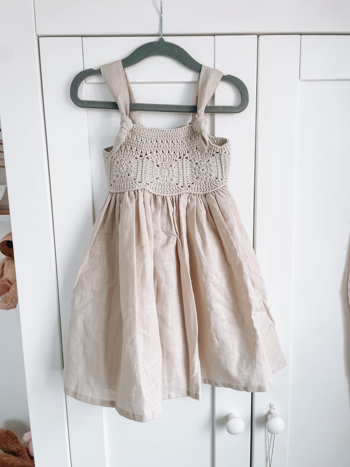 The crochet dress in stone