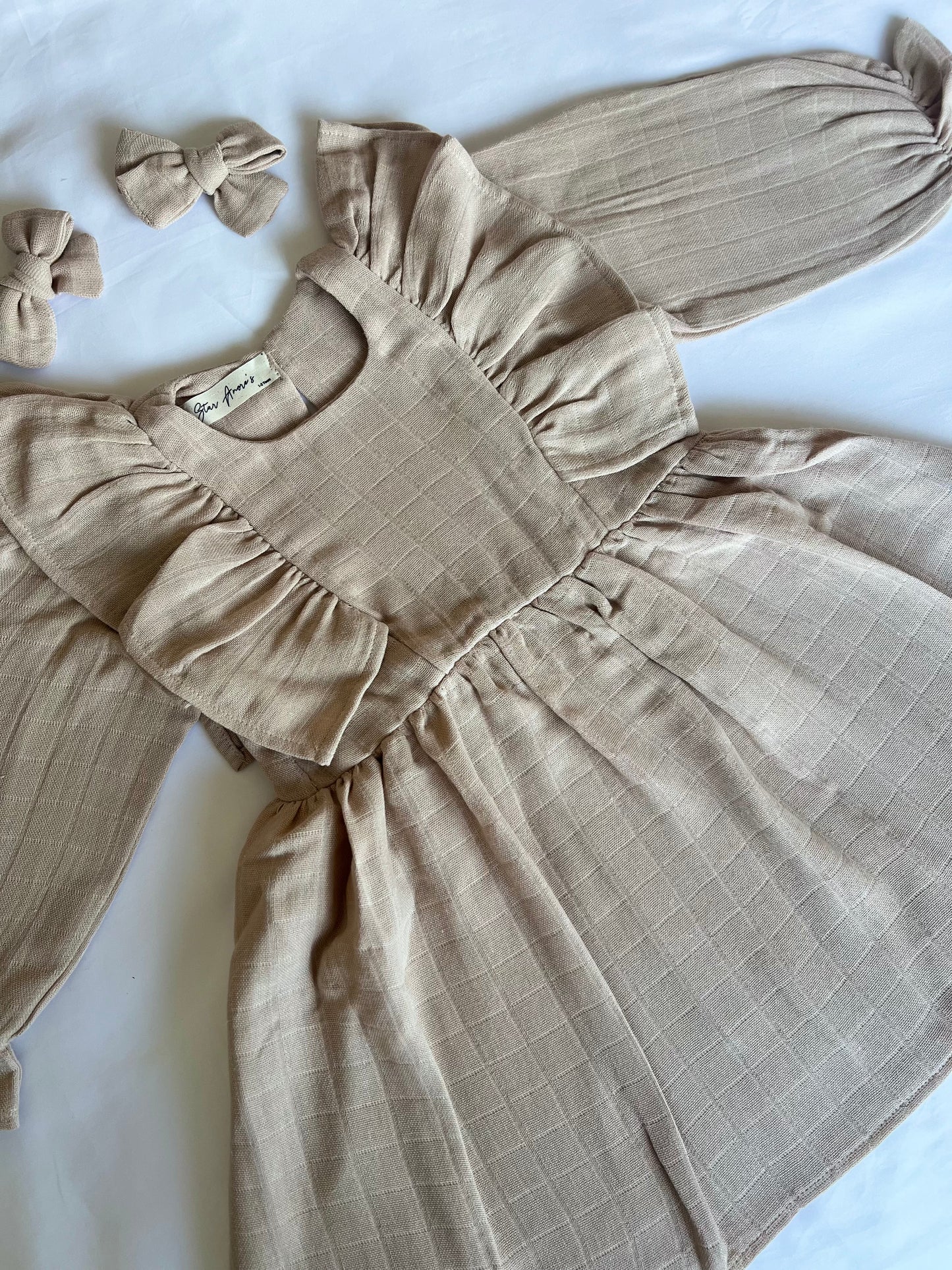 The Charlotte dress in oat