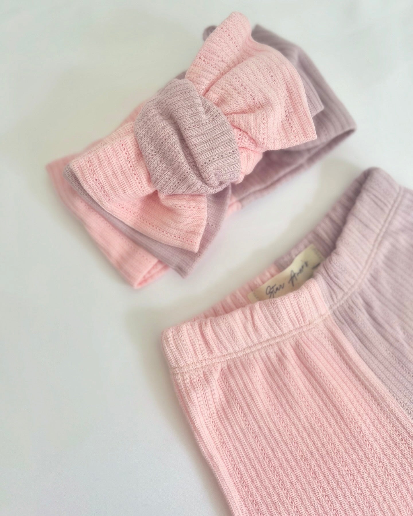 The Skylar two toned cycling shorts and chunky top knot-sold as a set