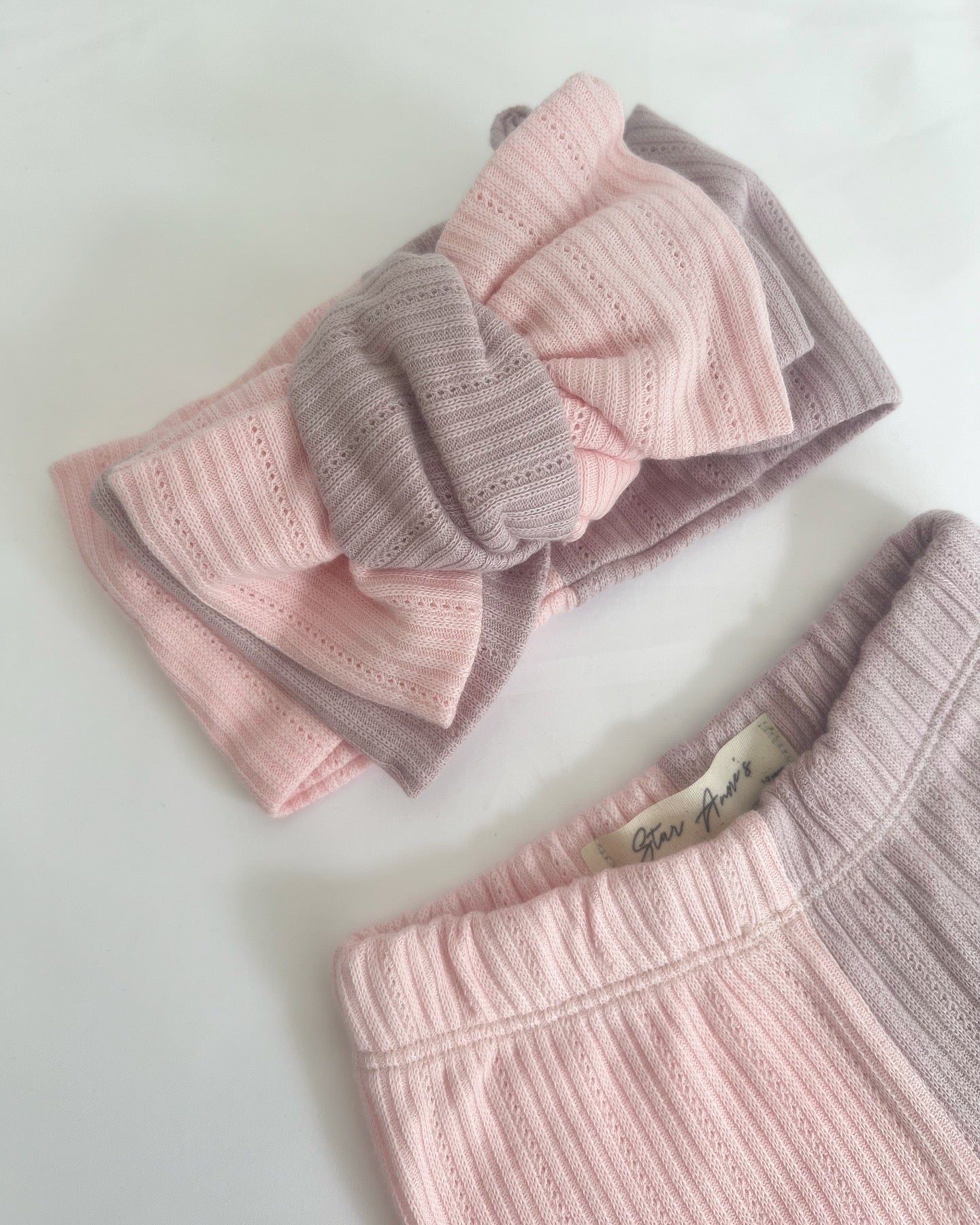 The Skylar two toned cycling shorts and chunky top knot-sold as a set