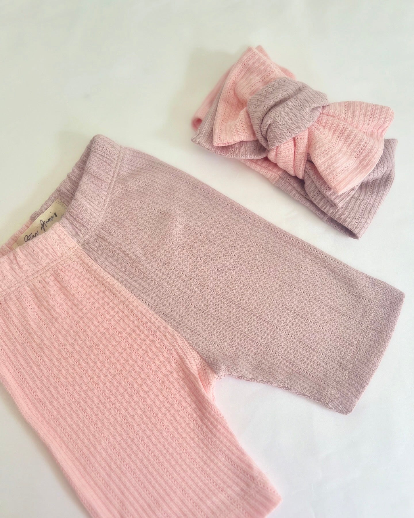 The Skylar two toned cycling shorts and chunky top knot-sold as a set