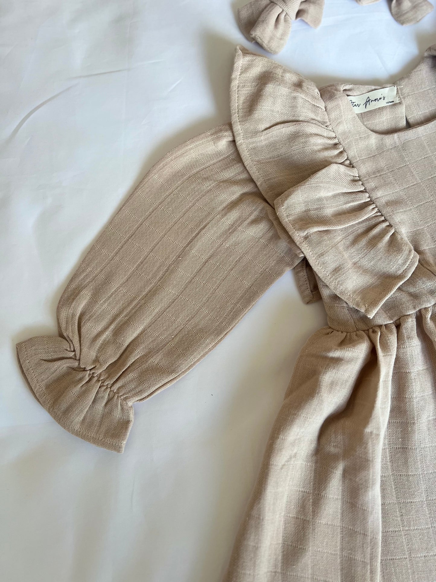 The Charlotte dress in oat