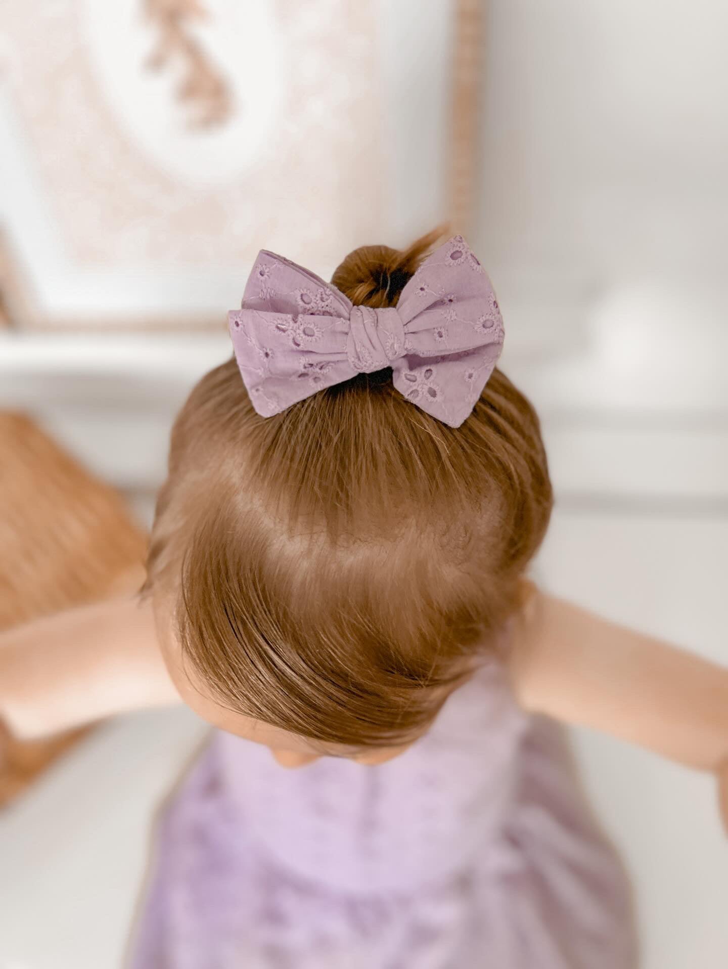 Eyelet bow clip-available in 3 colours