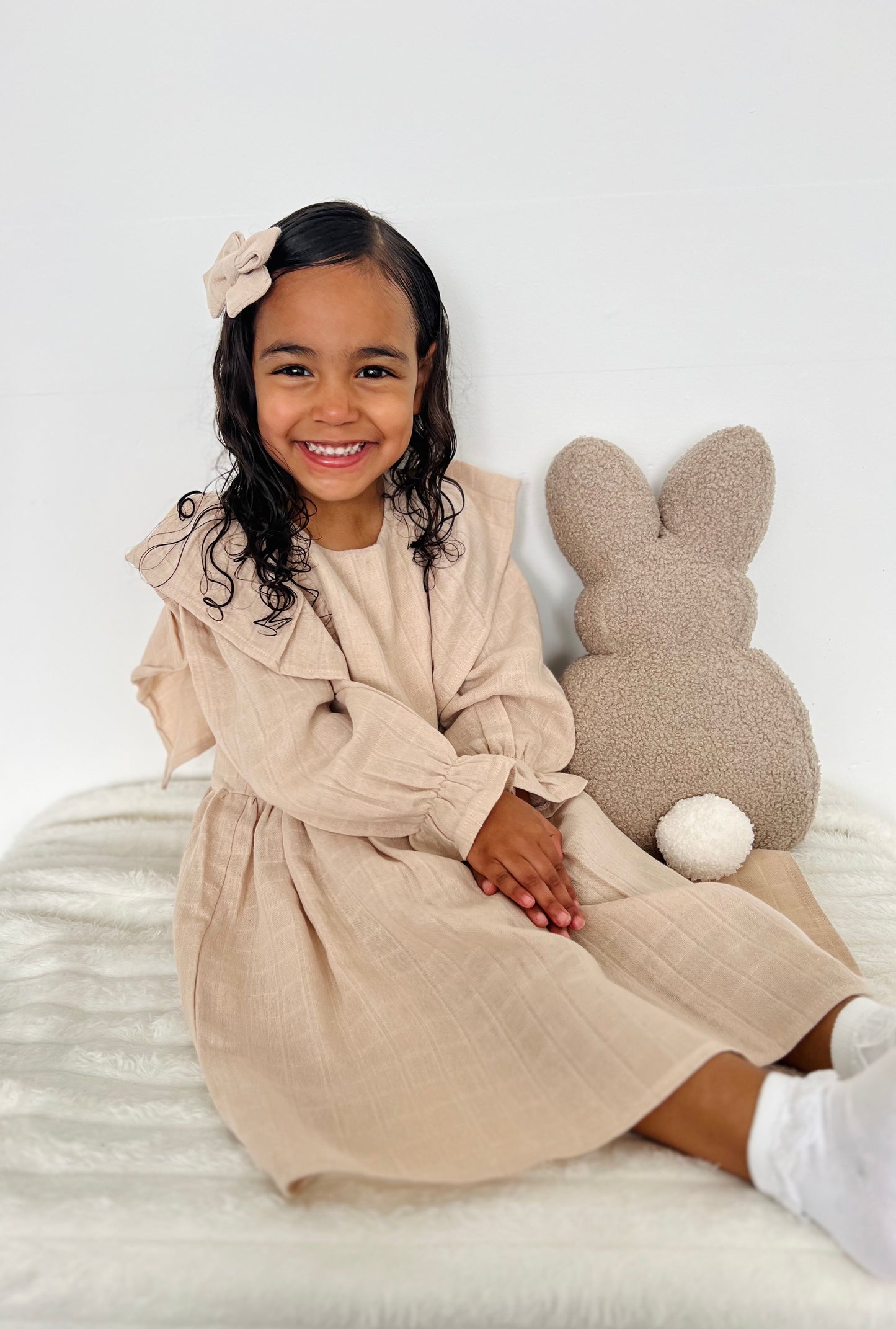 The Charlotte dress in oat