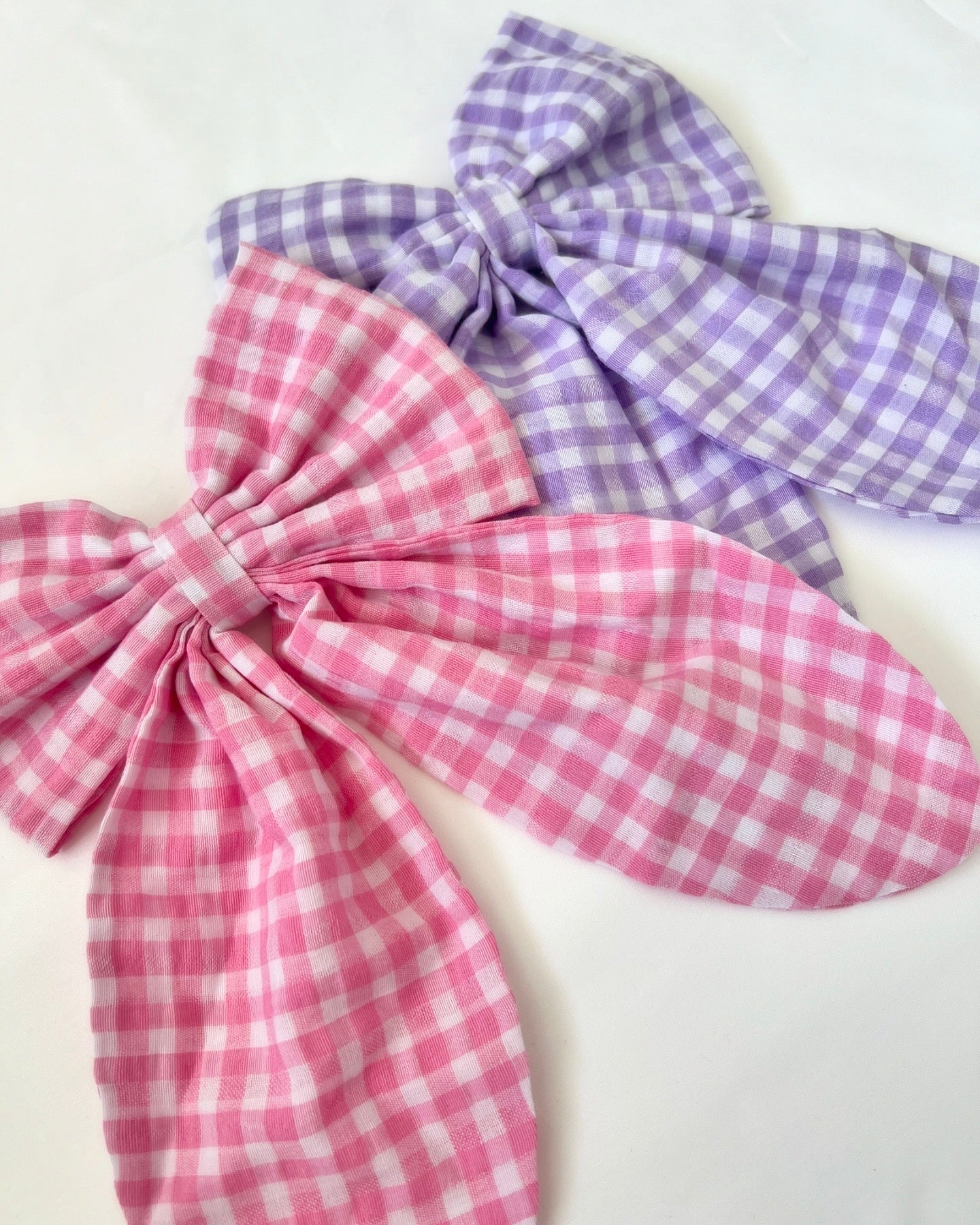 Oversized bow clip-available in 2 colours