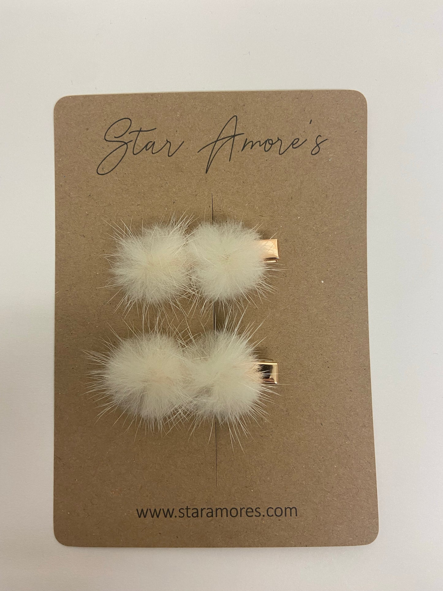 Luxury pom clips