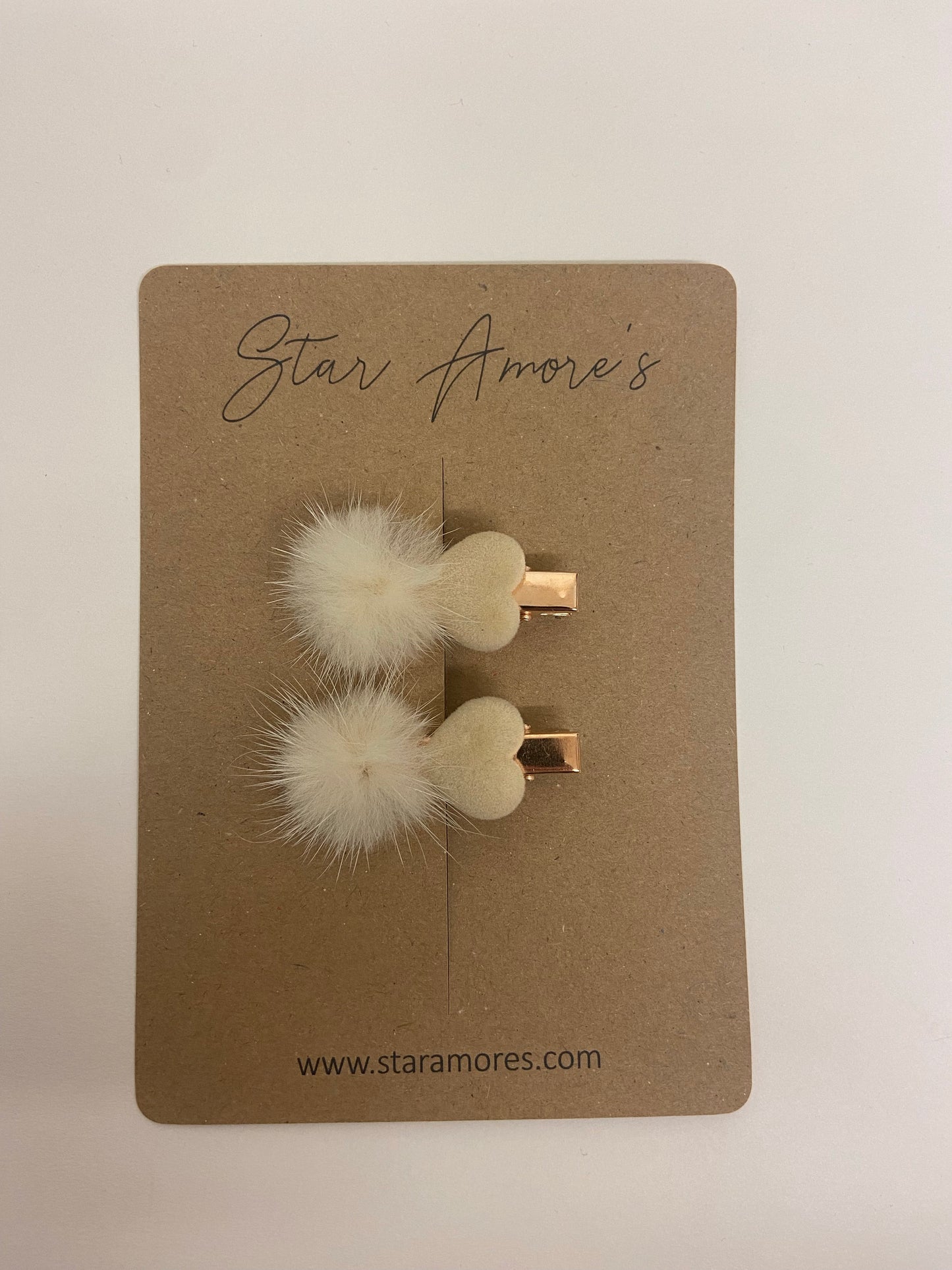 Luxury pom clips
