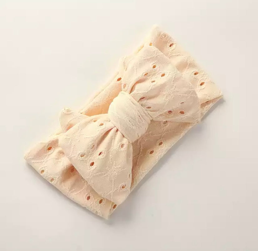 Eyelet chunky top knots