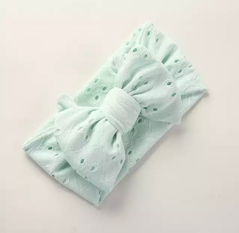 Eyelet chunky top knots