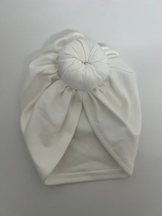 Slightly damaged turban-cotton has pulled-see picture