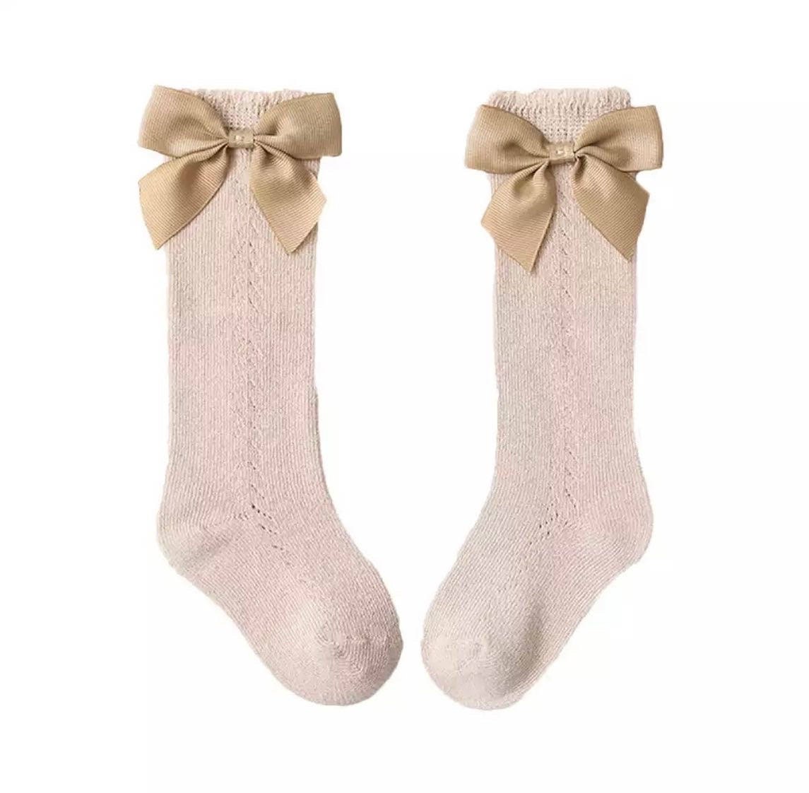 Neutral bow pop socks